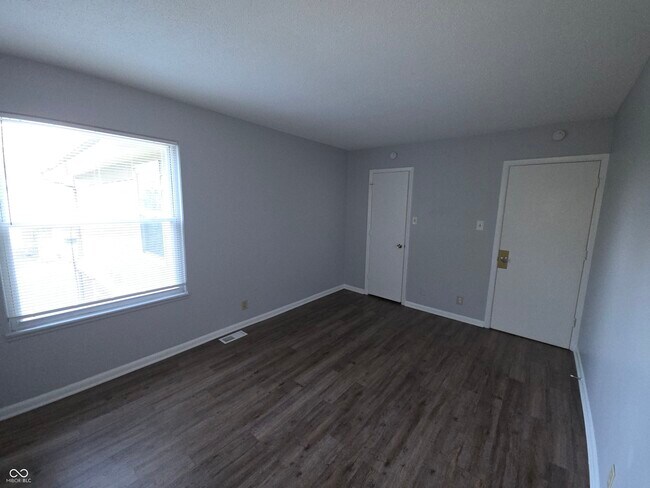 Building Photo - 3266 Lupine Dr