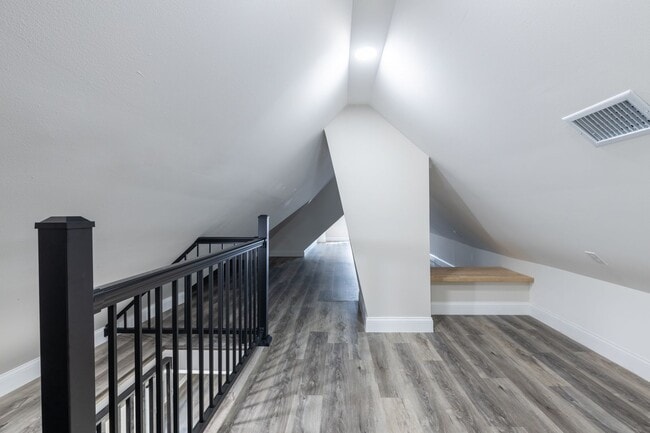 Building Photo - 203 Patterson St