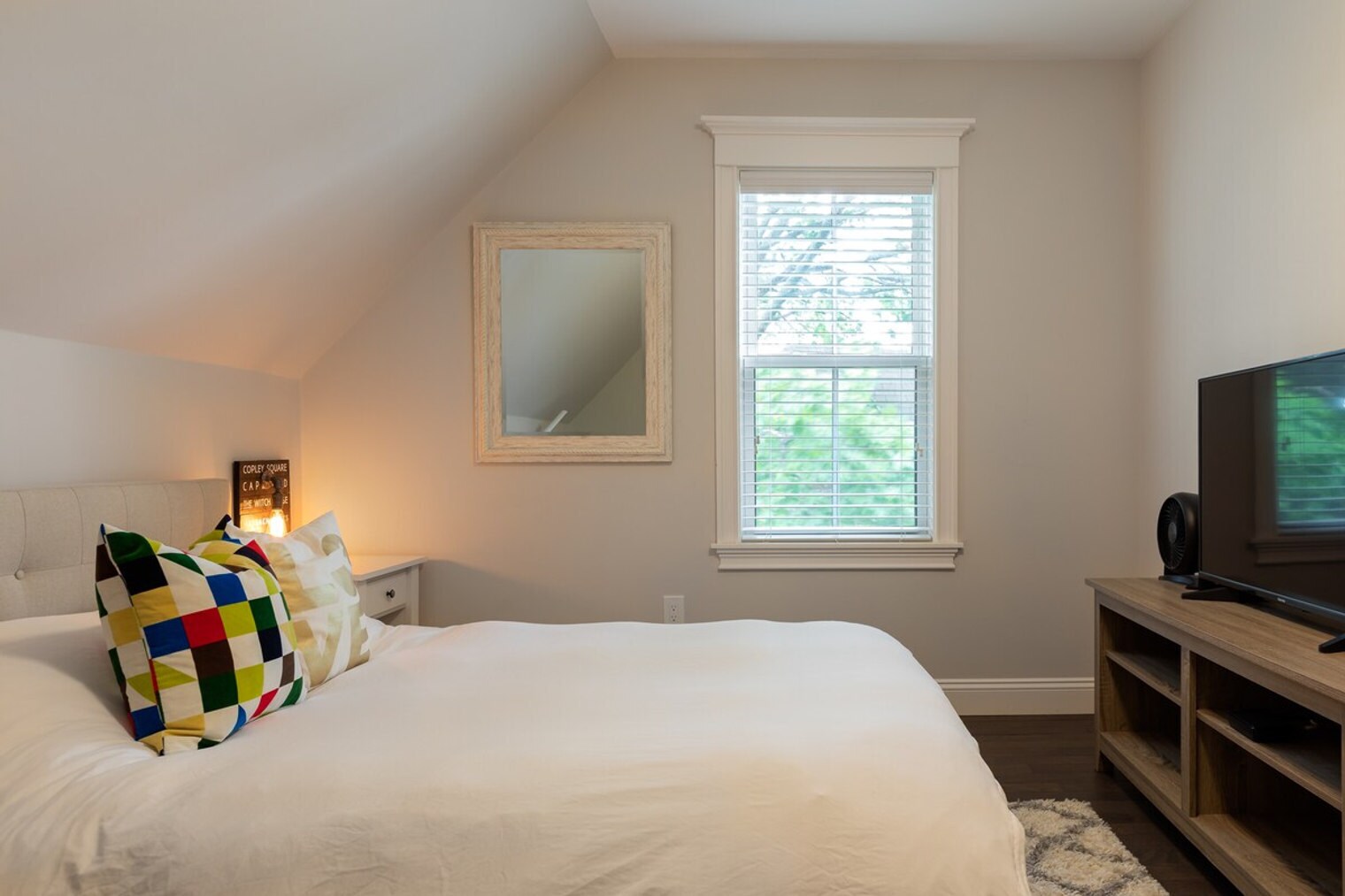 Building Photo - 7 Summit Ave