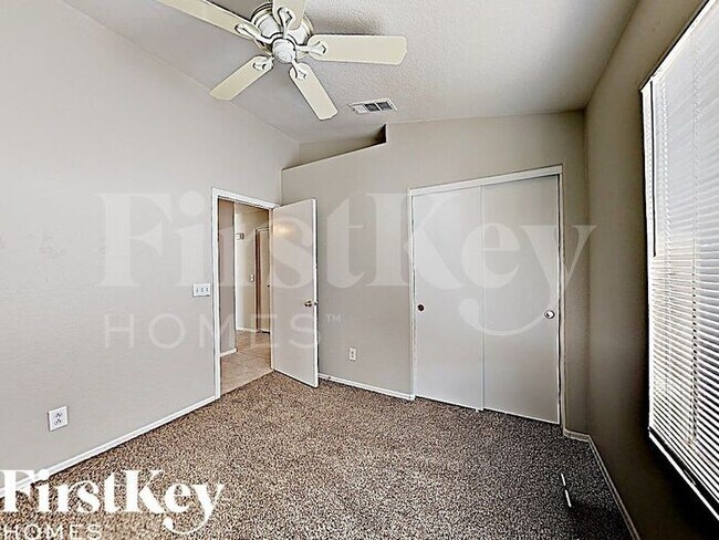 Building Photo - 24628 N 38th Ln