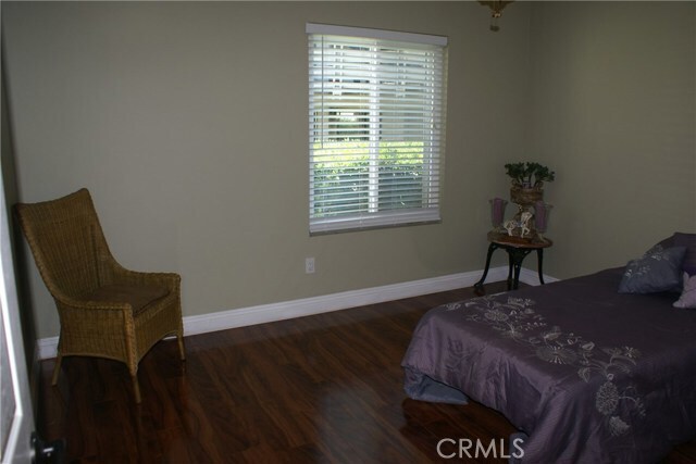 Building Photo - 23732 Hillhurst Dr