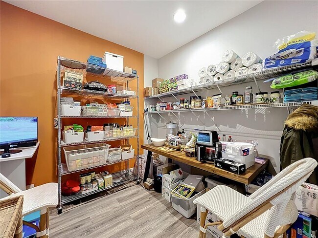 Building Photo - 10224 South Bay Lake Rd