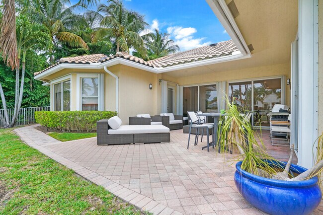 Building Photo - 14300 Calypso Ln