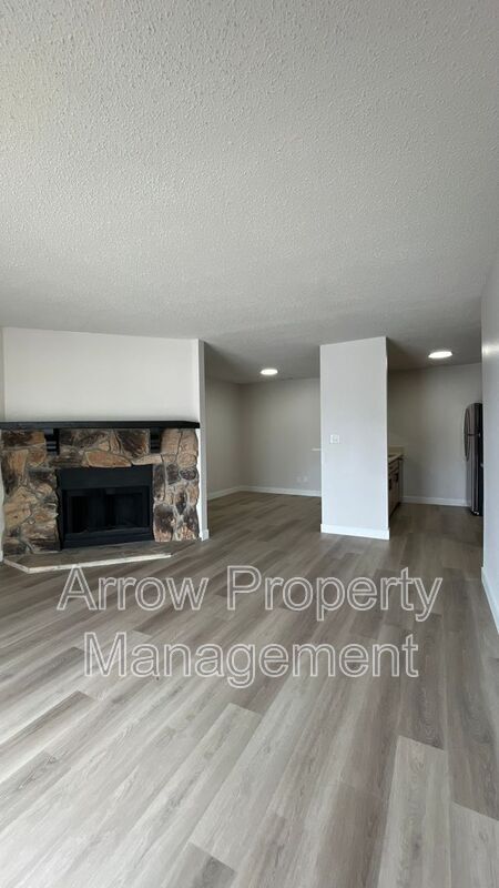 Building Photo - 2340 N 44th St