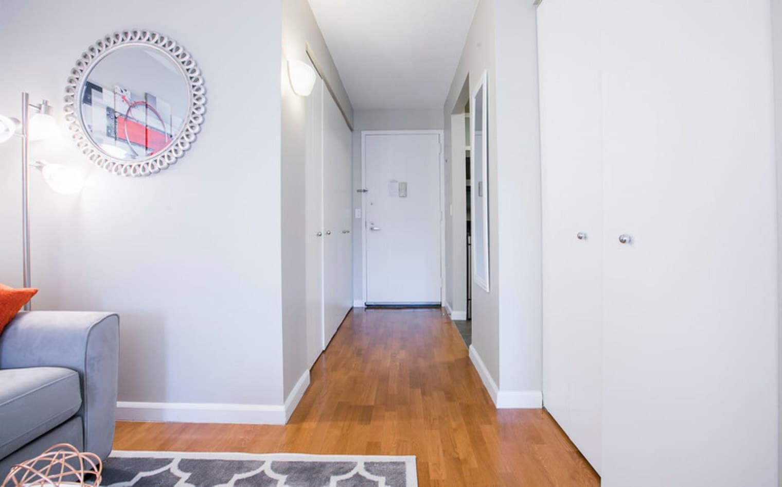 Building Photo - 201 W 87th St