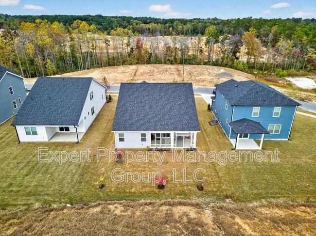 Building Photo - 163 Little Crk Dr