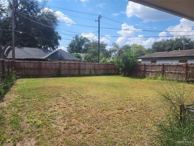 Building Photo - 1509 W Nolana Ave
