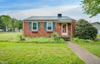 Building Photo - 2 bedroom  1 Bath Brick  home