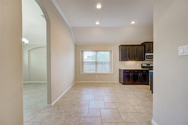 Building Photo - 6710 Trinity Trail Ln