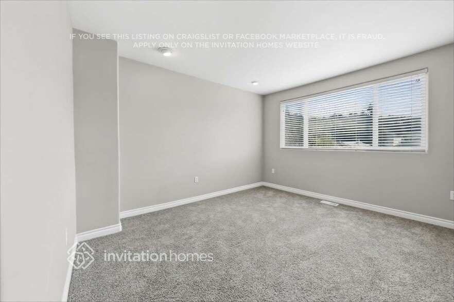 Building Photo - 12227 47th Ave S