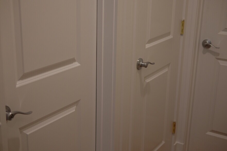 Building Photo - 33 Walbridge St