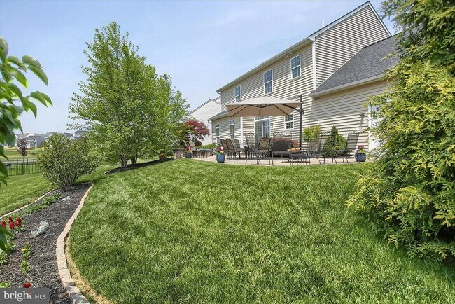 Building Photo - 834 Northern Spy Dr