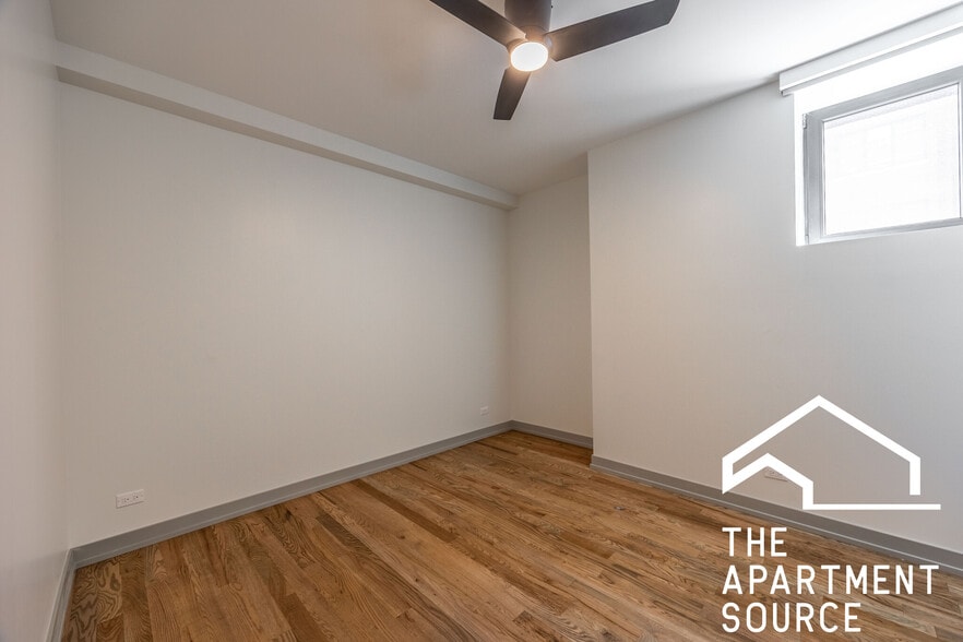 Building Photo - 1325 W Estes Ave