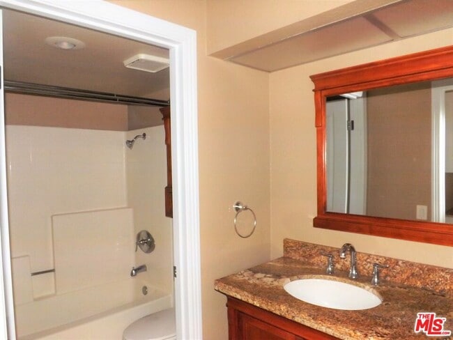 Building Photo - 26953 Jasper