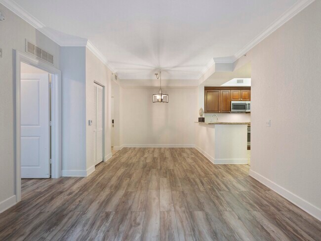 Building Photo - 1660 Renaissance Commons Blvd