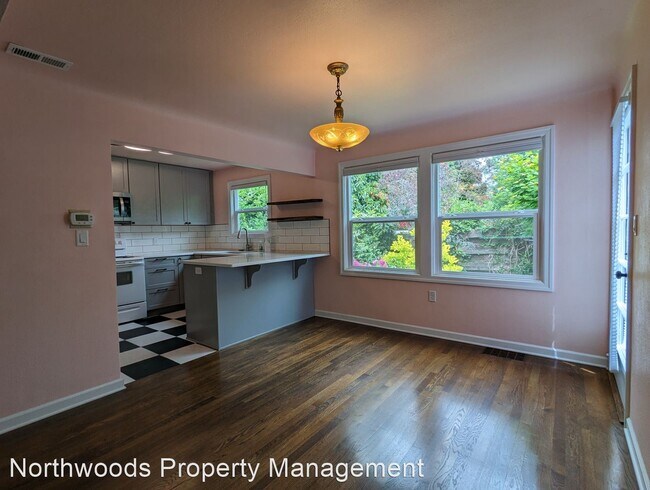 Building Photo - 2 br, 1 bath House - 1675 Washington St