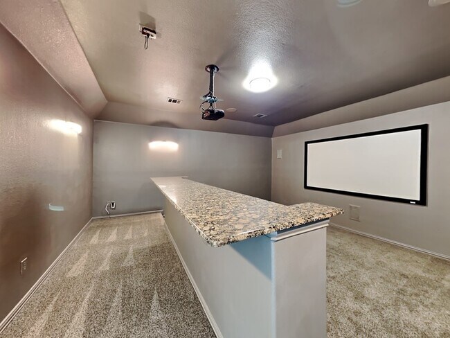 Building Photo - 11340 Classic Ln