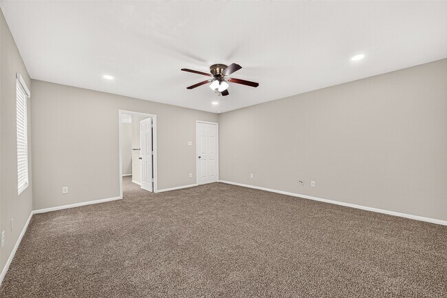 Building Photo - 3078 View Valley Trail