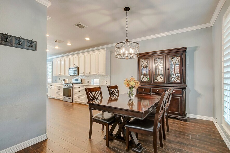 Building Photo - 3307 Pedernales Trails Ln