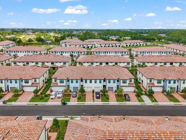 Building Photo - 1533 Lake Jessup Cir