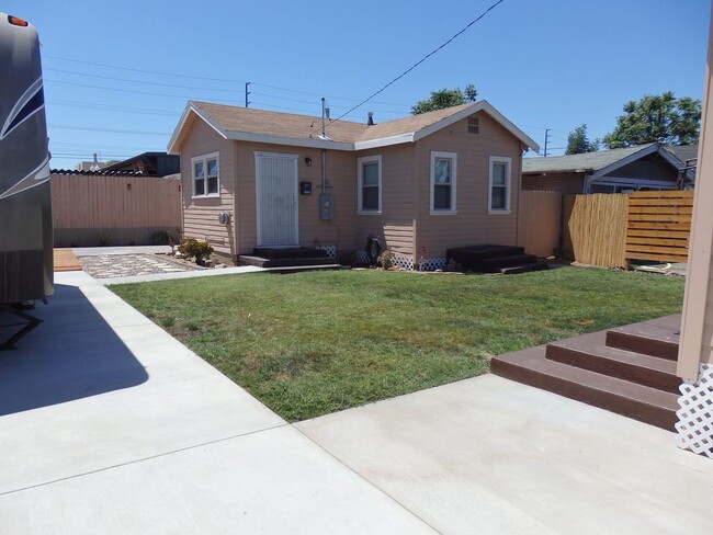 Primary Photo - 24683 Woodward Ave