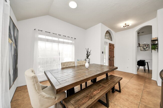 Building Photo - 7719 Malac Rd