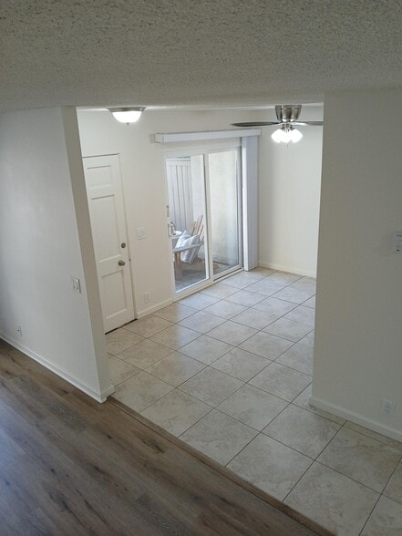 Building Photo - 851 Amigos Way