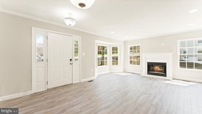 Building Photo - 12168 Springwoods Dr