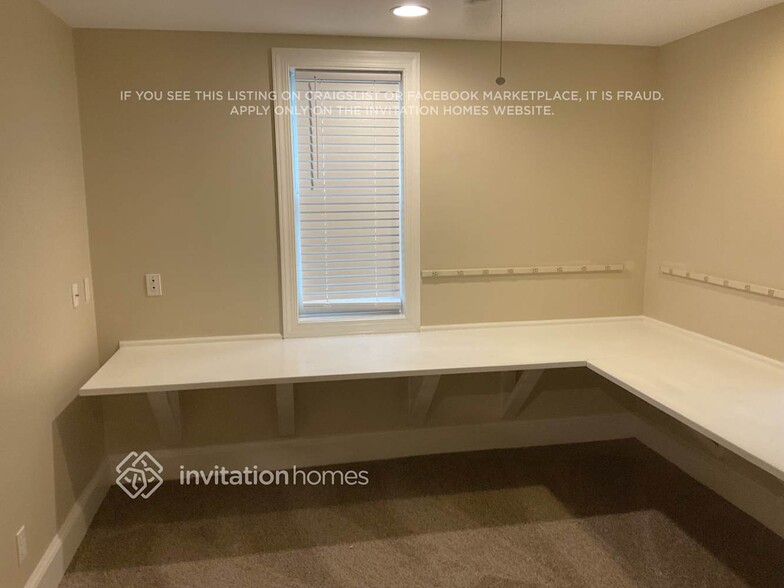 Building Photo - 4148 Old Course Dr