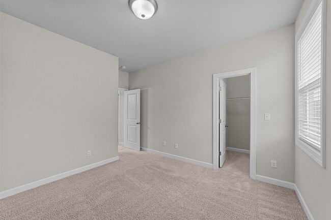 Building Photo - 1820 Carrera Ridge