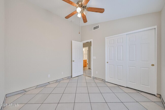 Building Photo - 11231 W Diana Ave