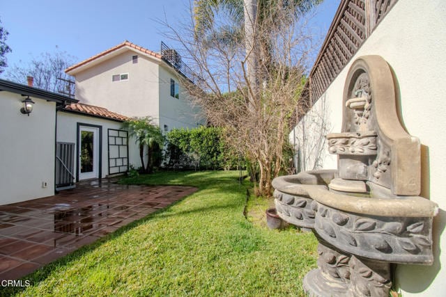 Building Photo - 4635 Cartwright Ave