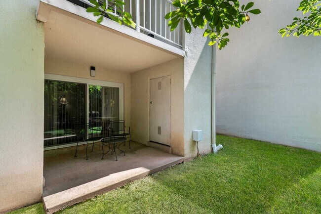 Building Photo - The Springs At Reston