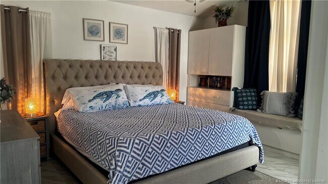 Building Photo - 1077 Nettles Blvd