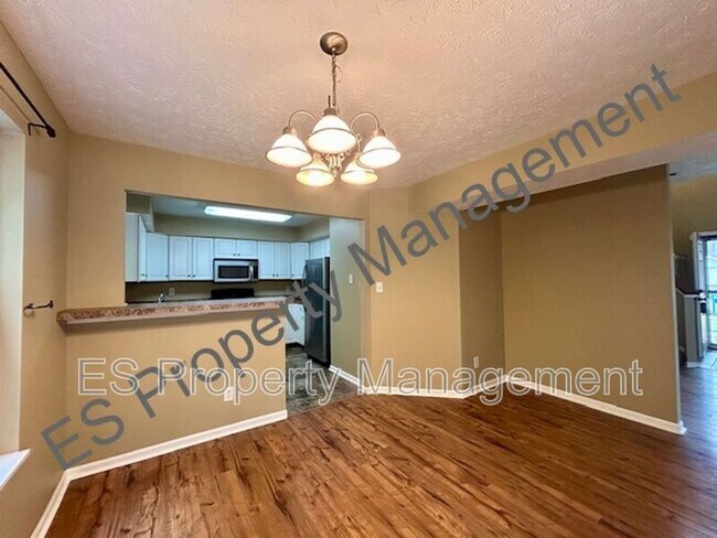 Building Photo - 7580 Sycamore Grove Ct