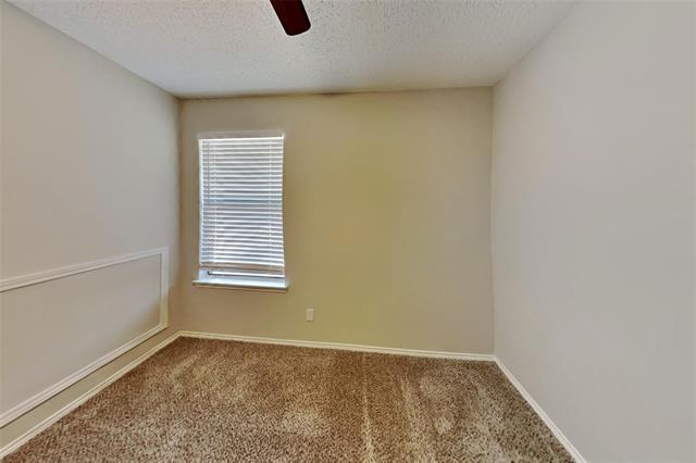 Building Photo - 212 Leisure Ln