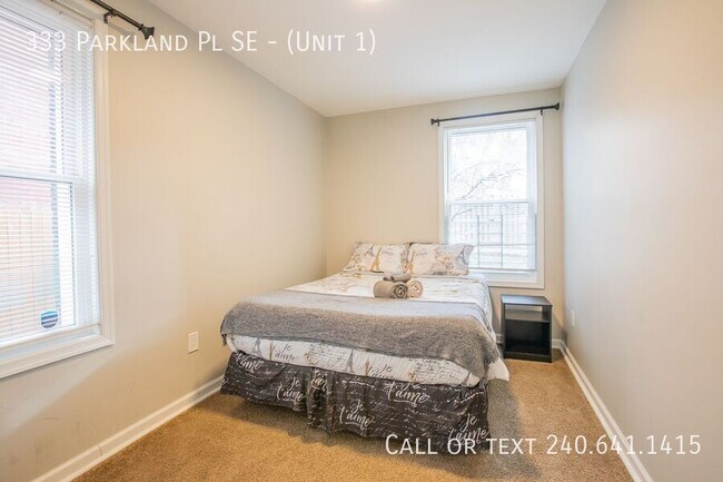 Building Photo - 333 Parkland Pl SE