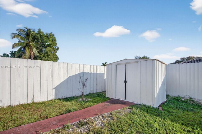 Building Photo - 11352 SW 245th St