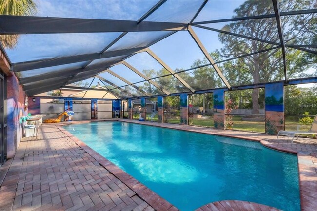 Building Photo - 690 Percheron Cir