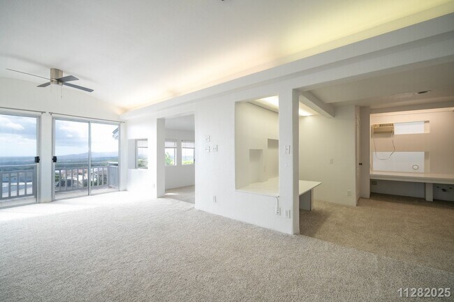 Building Photo - $3650.00 | 4bd/1.5ba Duplex in Pacific Palisades Pearl City