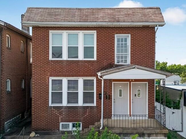 Primary Photo - 3844 Gravois Ave