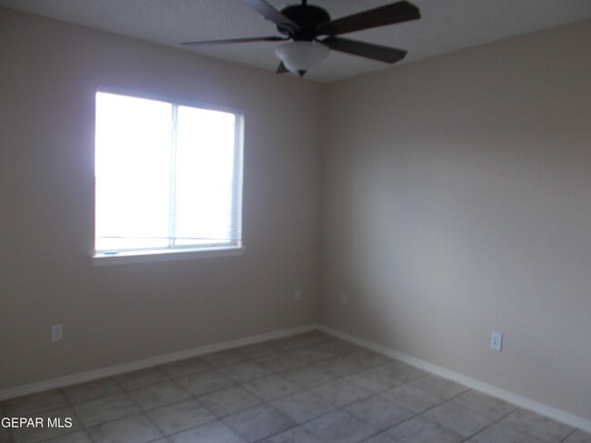 Building Photo - 749 Desert Sage Dr