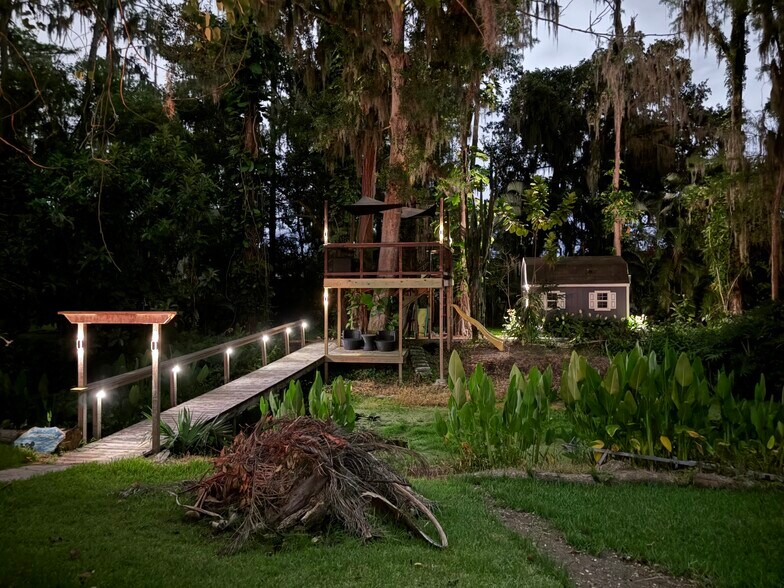 Building Photo - 414 Bywater Dr
