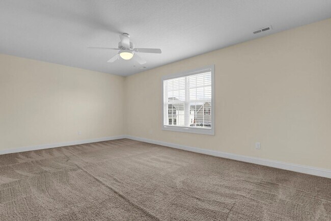 Building Photo - 427 Worsley Wy