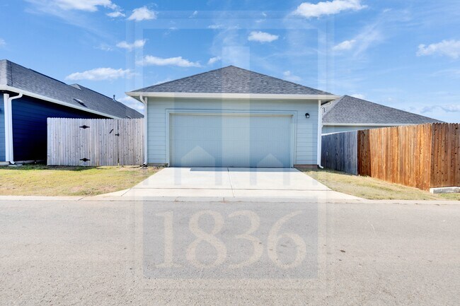 Building Photo - 117 Tokalaun Dr