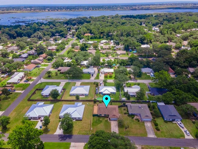 Building Photo - 111 Lobelia Rd