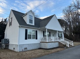 Building Photo - 34160 Sewell Ln