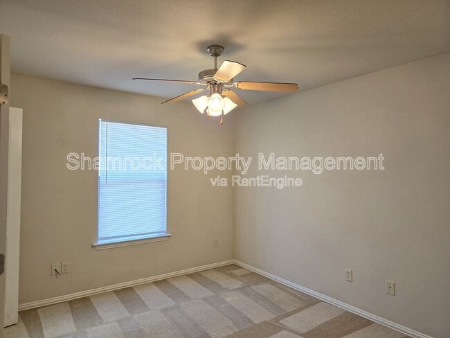 Building Photo - 1211 Sironia Trail