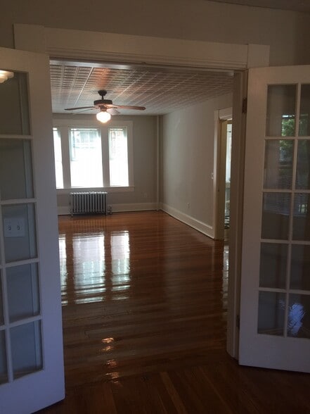 living area - 73 Prospect St