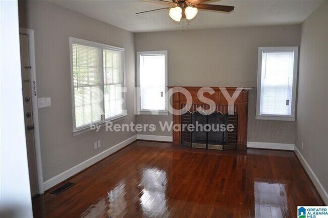 Building Photo - 3-Bed, 2-Bath Birmingham Home with Carport and Fenced Yard in West End Minor